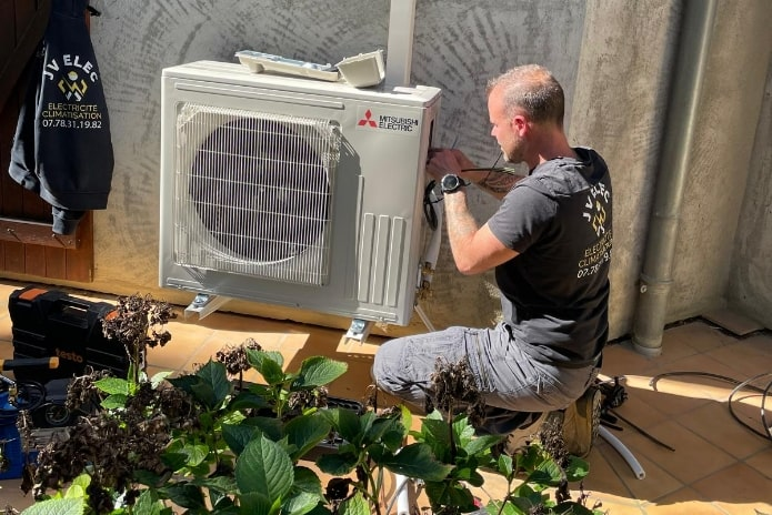 Artisan Jvelec électricien climaticien Auch Julien Velu